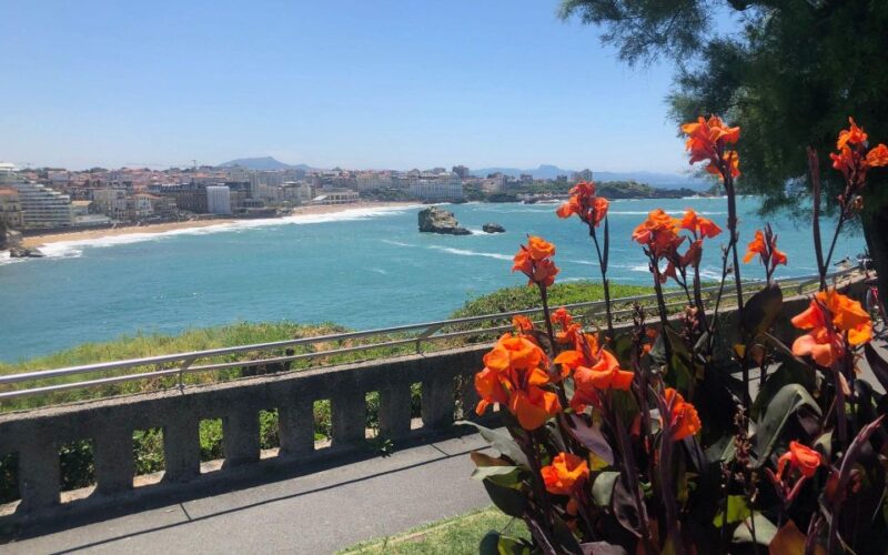 French Basque Country Coastline Tour in a 70SVW Van - Saint-Jean-De-Luz Break