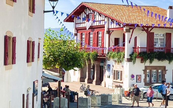 French Basque Country Coastline Tour in a 70SVW Van - Frequently Asked Questions