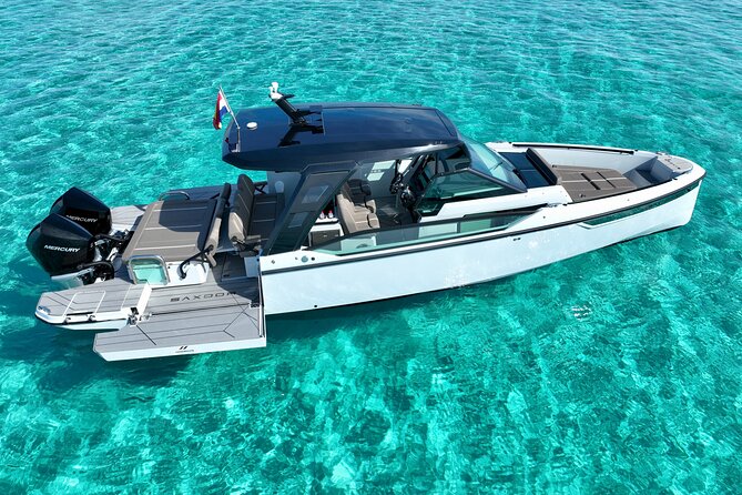 French Riviera Boat Charter, on Modern SAXDOR 320, Monaco or Nice - Key Points