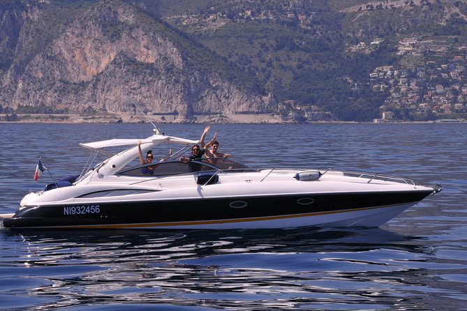 French Riviera Boat Cruise, Superhawk 43, From Nice or Monaco - Yacht Specifications and Accommodations