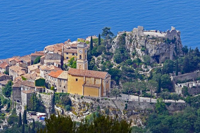 French Riviera Panorama Tour- Monaco,Monte Carlo, Eze, Antibes, Cannes - Iconic Monte Carlo Casino