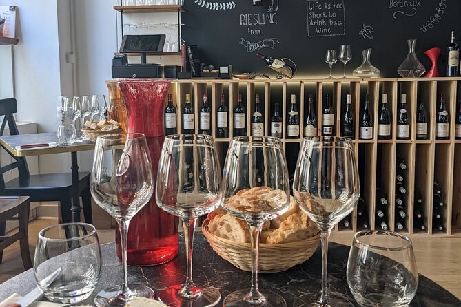 French Wine and Cheese Tasting in Paris - Convenient Meeting Location