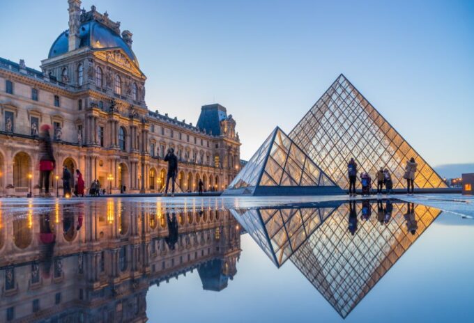 French Wine and Wine Bars in Paris Self-Guided Tour Booklet - Guided Tour Discount Code