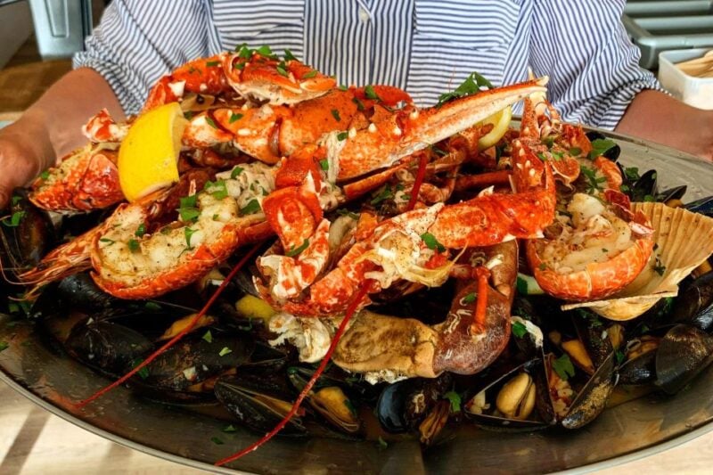 Fresh Catch: Private Split Tour & Seafood Dining Experience - Guided Tour Highlights