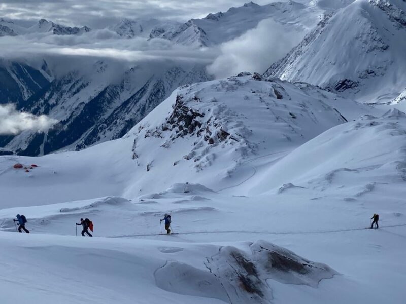 Freshfields/Lambe Glacier: Ski Basecamp - Camp Details