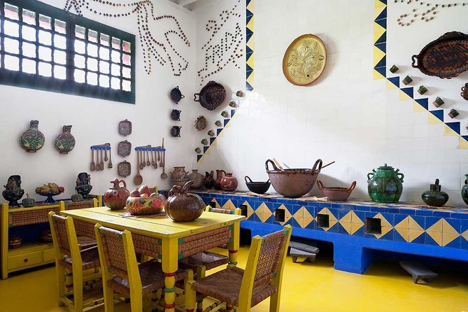 Frida Kahlo Tour With Admission Tickets - Exploring Fridas Life and Art