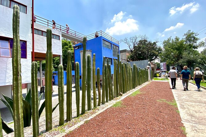 Frida'S Neighborhood Through History, Mercado & Cantina(Private) - Meeting and End Points