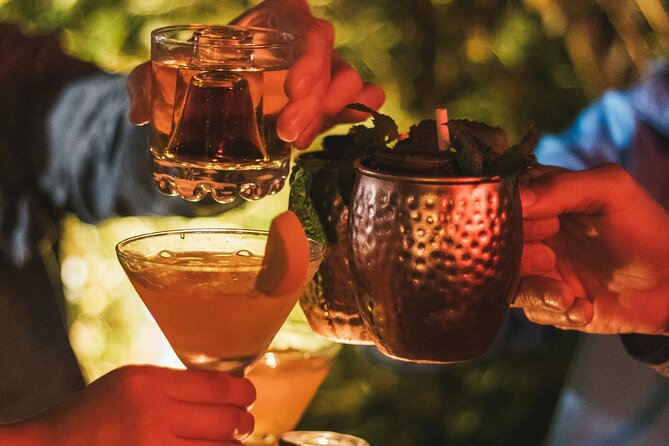Friday Night Bar Crawl in Bogotá, Colombia - Key Points