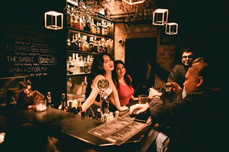 Friday Night Live Music With Cocktails - Venue Details