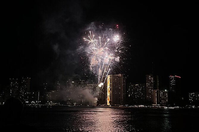 Friday Night Waikiki Fireworks Catamaran Cruise - Fireworks and Views