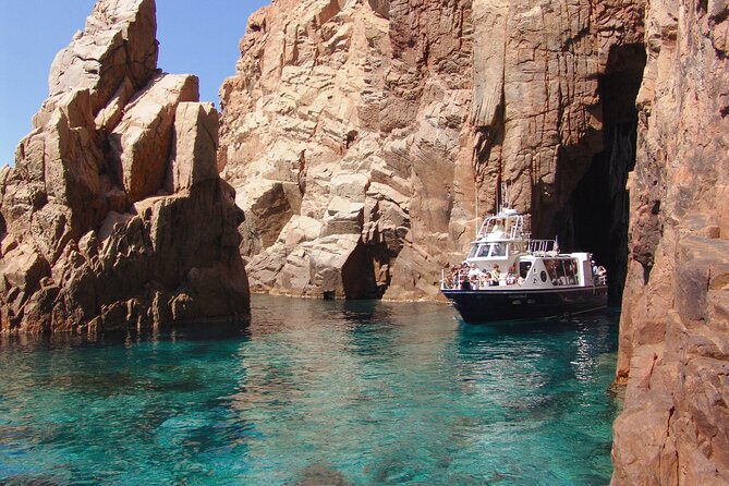 Friendly Discovery of Scandola Calanques De Piana and Meal Stop at Girolata - Exploring the Girolata Meal Stop