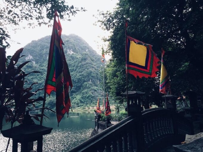 Friendly Travel: Hoa Lu/ Trang An/ Mua Cave - Limousine Car - Frequently Asked Questions