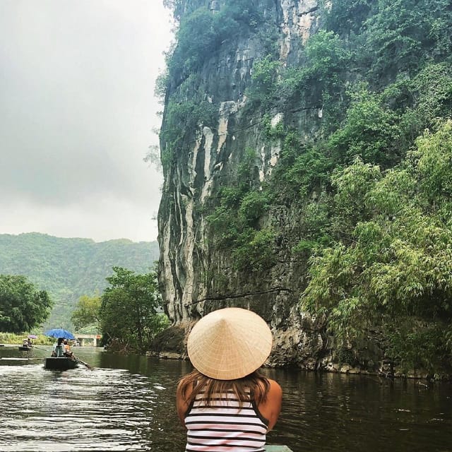 Friendly Travel: Ninh Binh/ Hoa Lu & Tam Coc/ Full Service - Bamboo Boat Cruise and Bicycle Tour