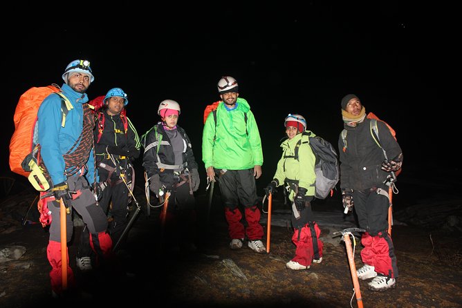 Friendship Peak Trek - What to Bring
