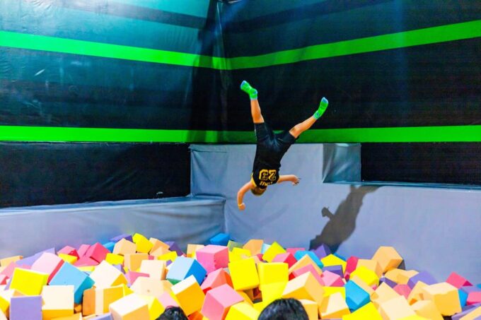 Froggys Park All-Day-Play Trampoline, Playground & RopePark - Enjoy All-Inclusive Access and Amenities