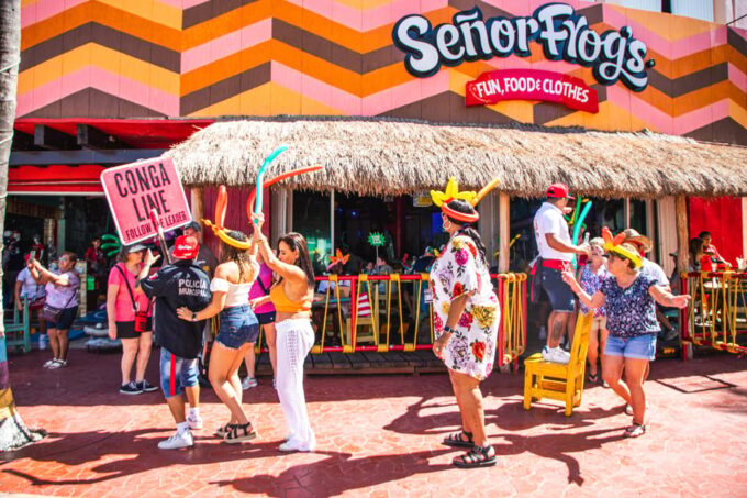 Frogs Pass: Mexican Food & Fiesta - Customer Reviews