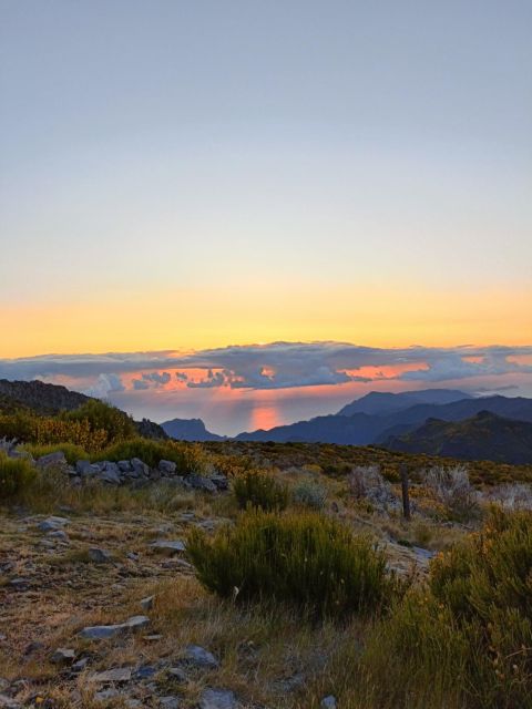 From 0 to 1818 Meters to Pico Do Arieiro Sunrise - Included in the Tour