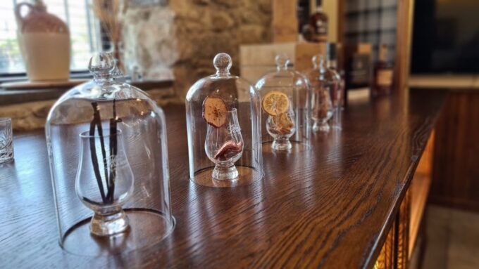 From Aberdeen: Castles, Whisky and Food Tasting Tour - Discovering East Aquhorthies