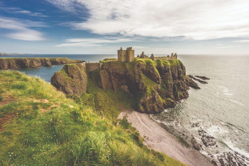 From Aberdeen: Dunnottar Castle and Cairngorms Day Trip - Dunnottar Castle Exploration