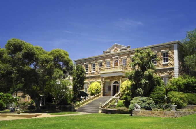 From Adelaide: Barossa Valley Guided Bus Tour - Lunch Experience
