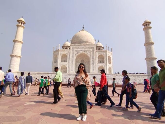 From Aerocity: Taj Mahal Sunrise and Lord Shiva Temple Tour - Tour Highlights