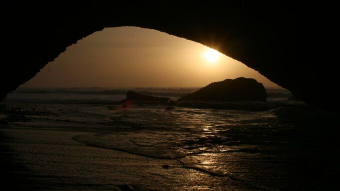 From Agadir: Legzira Beach and Tiznit Tour - Exploring Tiznit