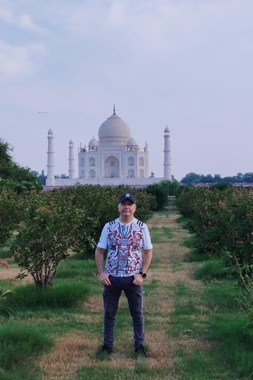 From Agra: Agra Full Day Tour With Tour Guide, Car and Lunch - Inclusions