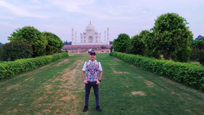 From Agra: Agra Full Day Tour With Tour Guide, Car and Lunch - Pickup and Drop-off