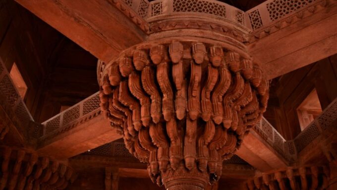From Agra: Private Guided Tour Agra and Fatehpur Sikri - Explore the Taj Mahal