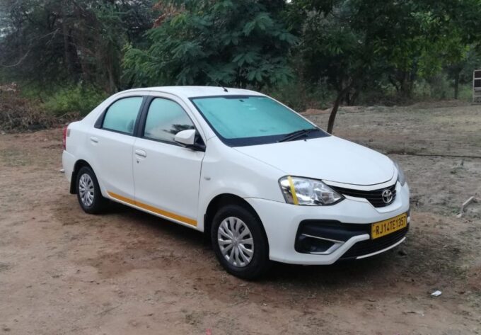 From Agra : Private Transfer From Agra To Delhi in AC Car - Customer Ratings and Reviews