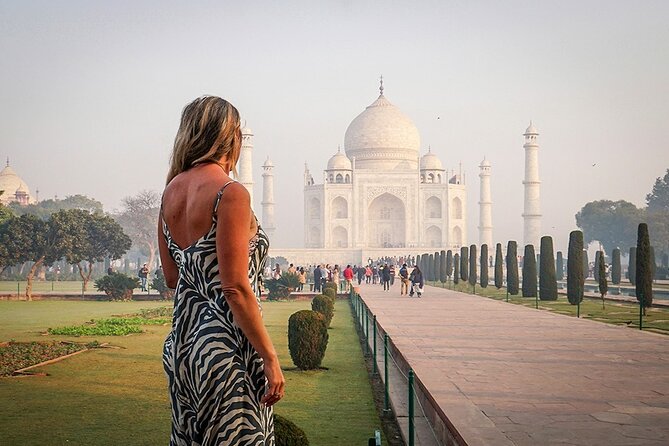 From Agra: Taj Mahal Sunrise Private Tour With Lunch & Entry Fees - Tour Overview