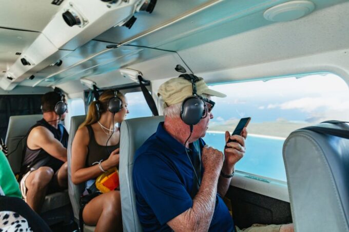 From Airlie Beach: Whitsundays Scenic Flight With Pickup - Expert Pilot Commentary