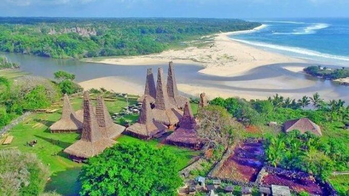From Airport Tambolaka : Full Day Tour Explore West Sumba - Tour Duration