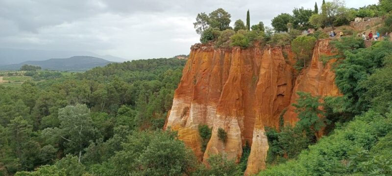 From Aix-en-Provence: Luberon Perched Villages Guided Tour - Admire the Views of Luberon Valley in Bonnieux