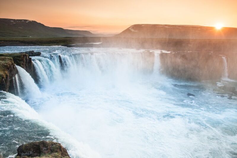 From Akureyri: Lake Mývatn Guided Tour With Lunch - Key Points