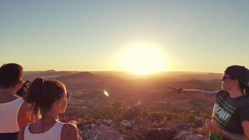 From Albufeira: Algarve Sunset Jeep Tour With Tastings - Pickup and Exploration
