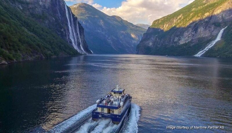 From Ålesund: Round-Trip Boat Cruise to Geirangerfjord - Customer Ratings and Feedback