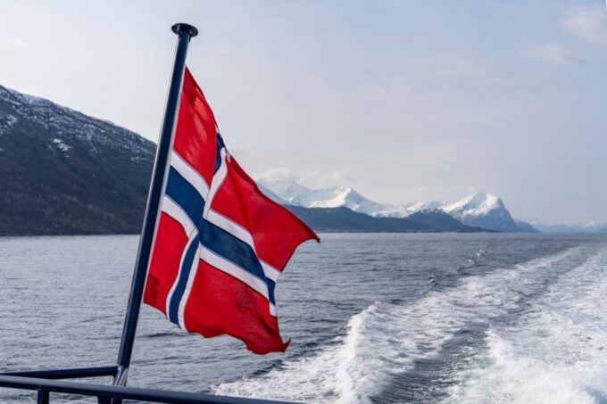 From Ålesund: Winter Fjord Cruise to Geirangerfjord - Accessibility and Requirements