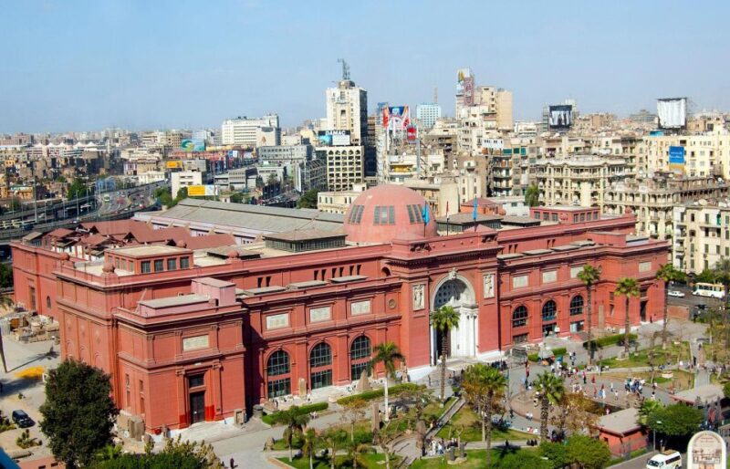 From Alexandria: Cairo, Pyramids & Egyptian Museum Day Tour - Itinerary Highlights