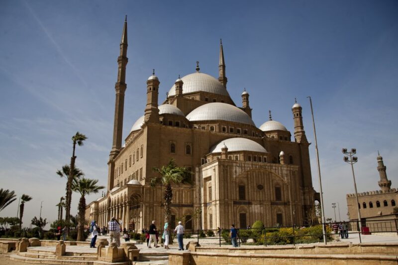 From Alexandria: Overnight Tour to Cairo & Pyramids of Giza - Itinerary Highlights