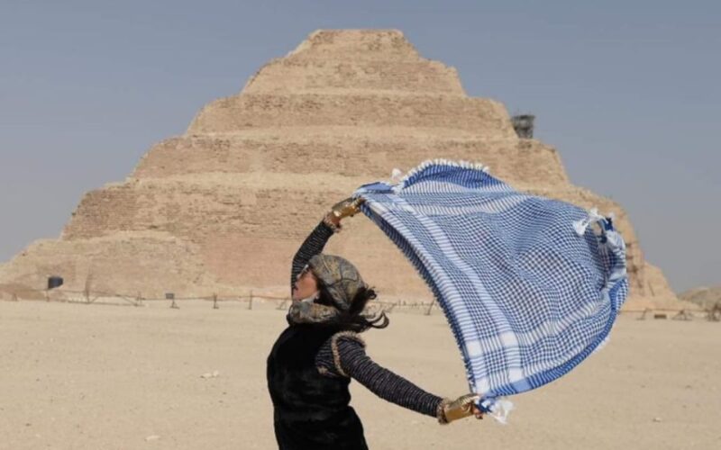 From Alexandria Port: Giza Pyramids & Sakkara Private Tour - Transportation and Accessibility