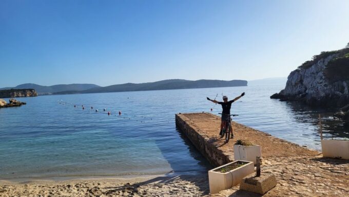 From Alghero: Le Prigionette Oasis Guided E-Bike Tour - Exploring Le Prigionette Oasis