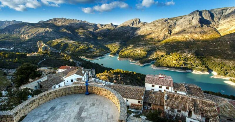 From Alicante: Guadalest and Altea Day Trip - Guided Tour of Guadalest
