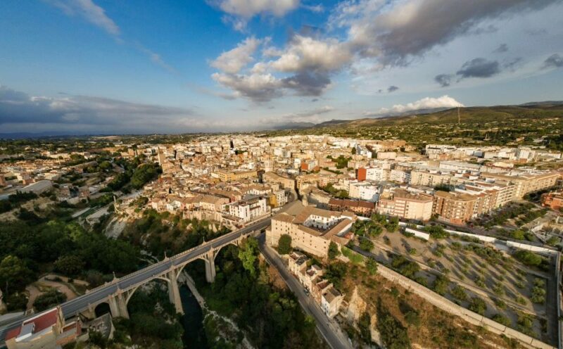 From Alicante: Xativa and Anna Guided Tour - Key Points