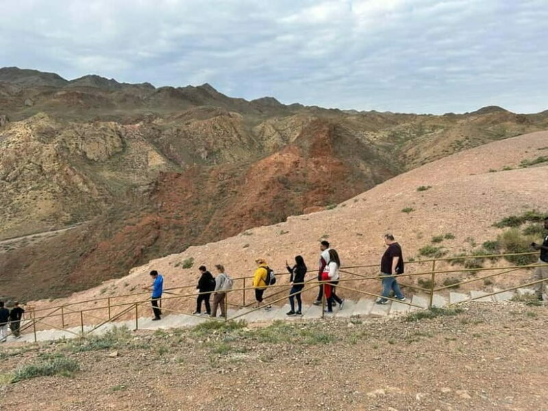 From Almaty: Charyn Canyon Full-Day Trip with Boxed Lunch - Key Points