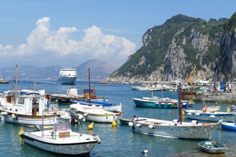 From Amalfi: Li Galli and Capri Islands Boat Tour - Itinerary Highlights