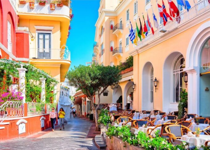 From Amalfi: Li Galli and Capri Islands Boat Tour - Complimentary Offerings