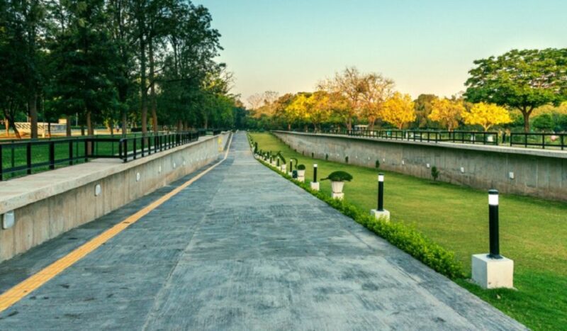 From Amritsar: Amritsar to Chandigarh Transfer - Driver and Vehicle Details