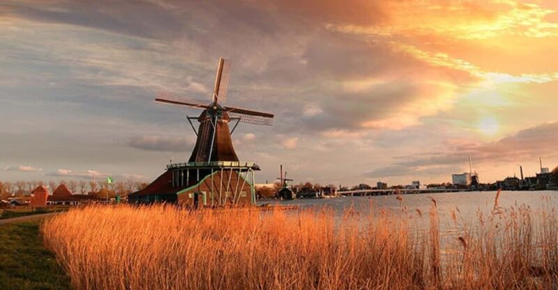 From AMS: Zaanse Schans, Edam, Volendam & Marken - Zaanse Schans Highlights