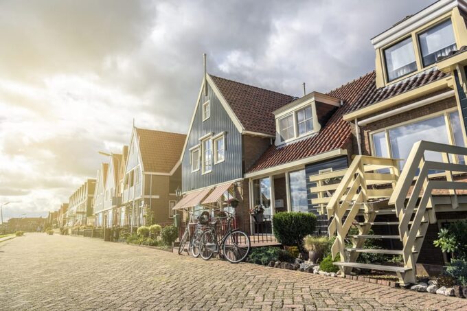 From AMS: Zaanse Schans, Edam, Volendam & Marken - Marken Free Time